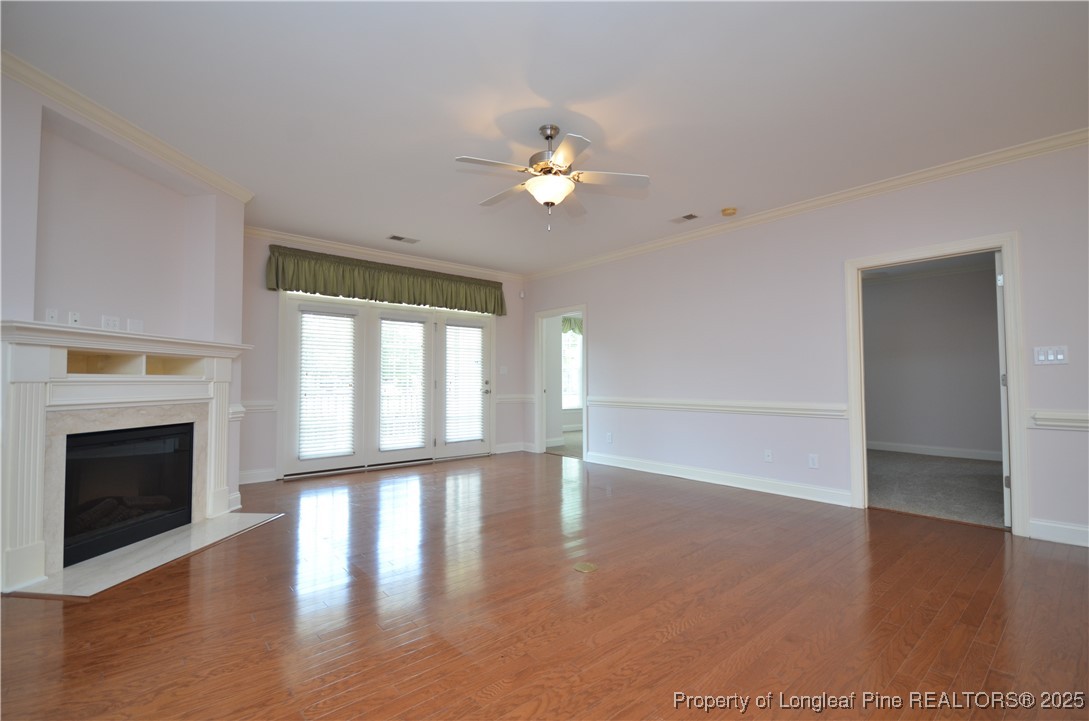 1830 Jennifer Lane 101