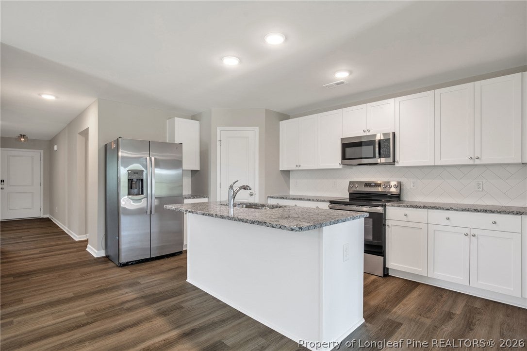 8 W Emily Gardens Drive