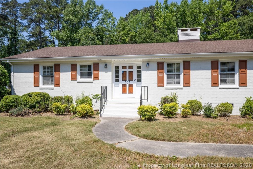Photo of 505 Lafayette Street, Clinton, NC 28328 (MLS # 762560)