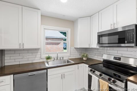 Tiny photo for 3216 Guy Circle, Fayetteville, NC 28303 (MLS # 769451)