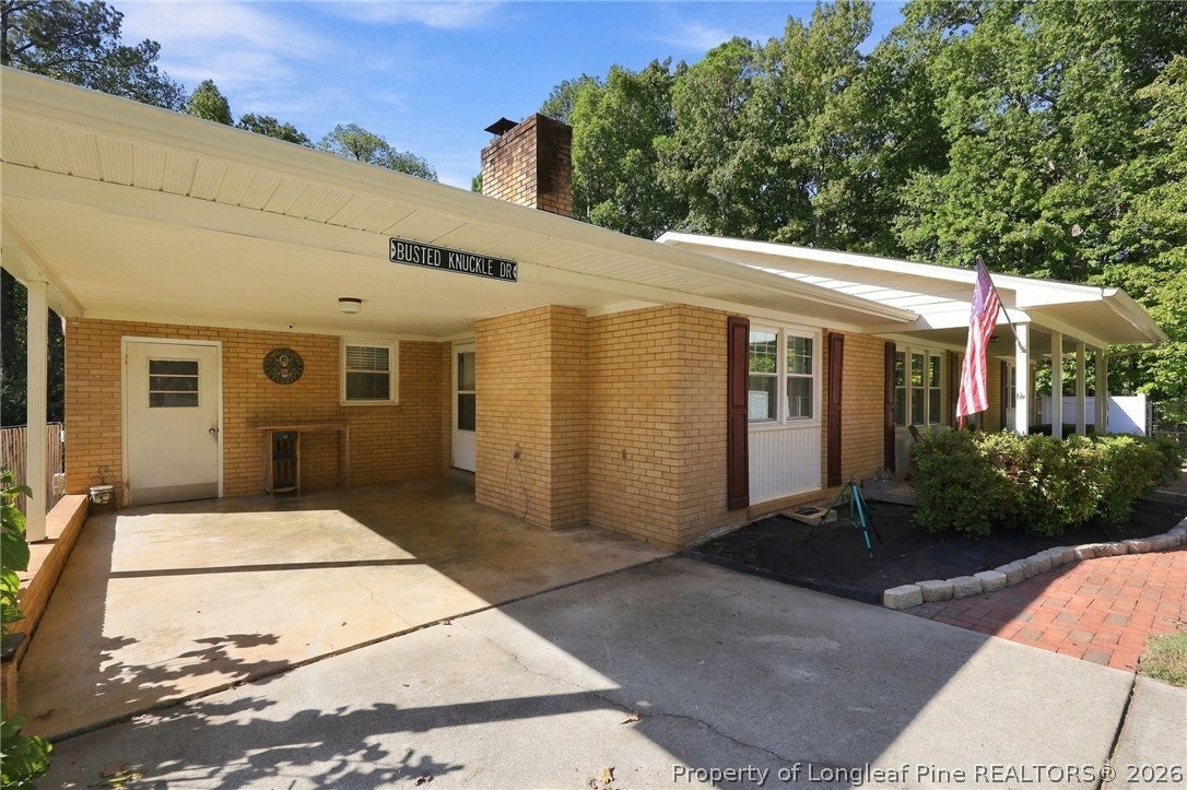 2017 Longwood Avenue