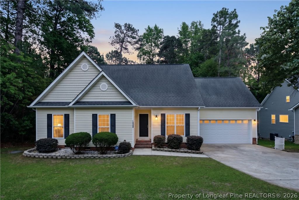 Photo of 496 Carolina Way, Sanford, NC 27332 (MLS # 762354)