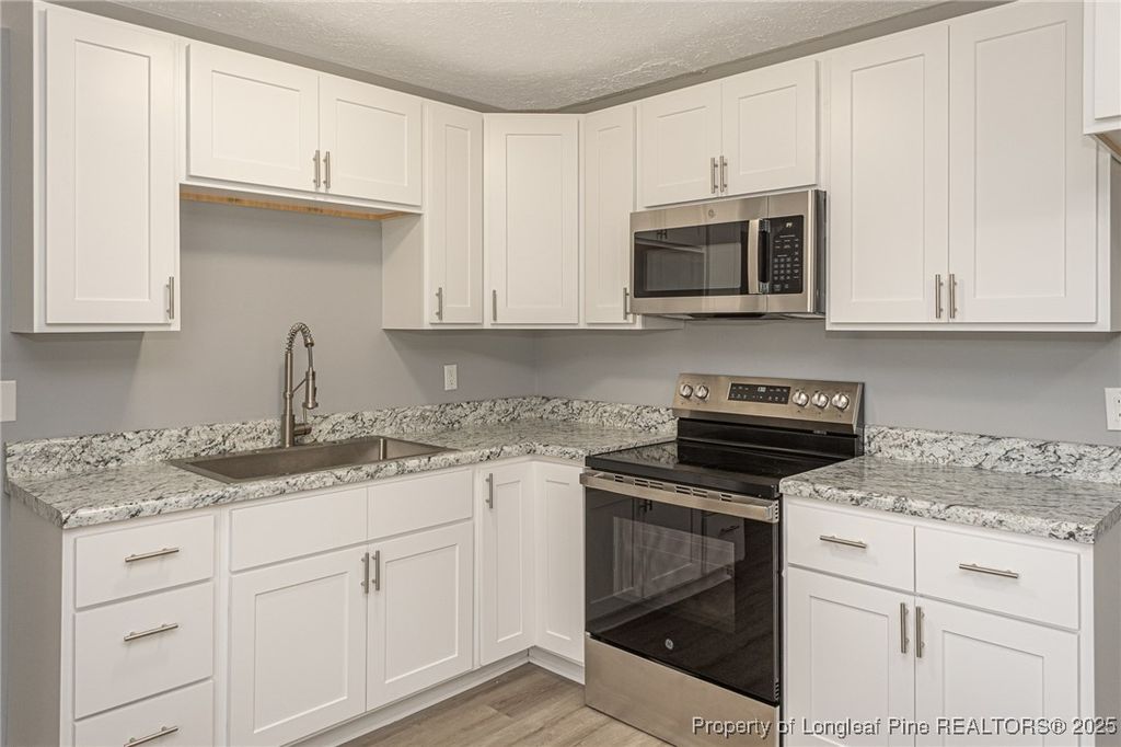 Photo of 6112 Malvern Circle, Fayetteville, NC 28314 (MLS # 751982)