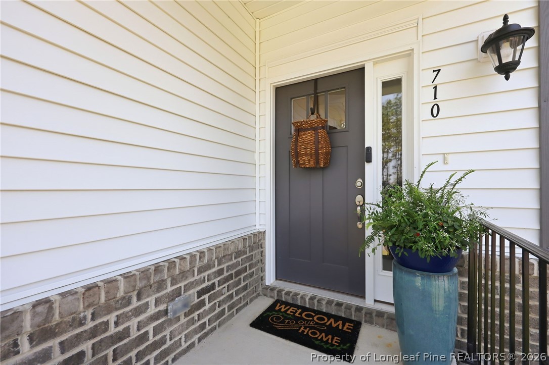 710 Hayworth Court