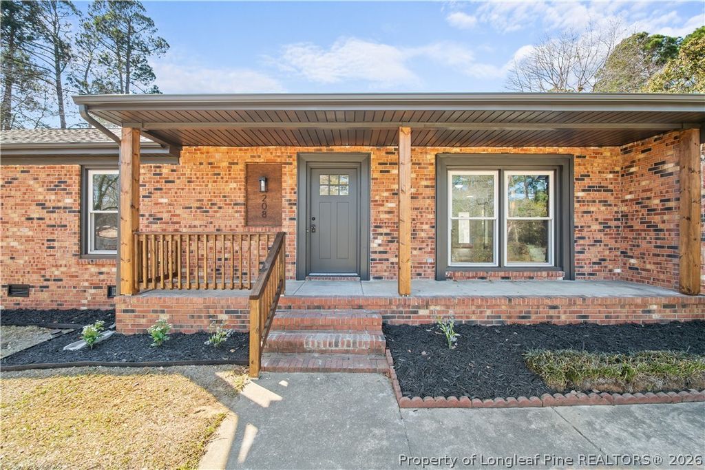 Photo of 208 Haverhill Drive, Fayetteville, NC 28314 (MLS # 758713)