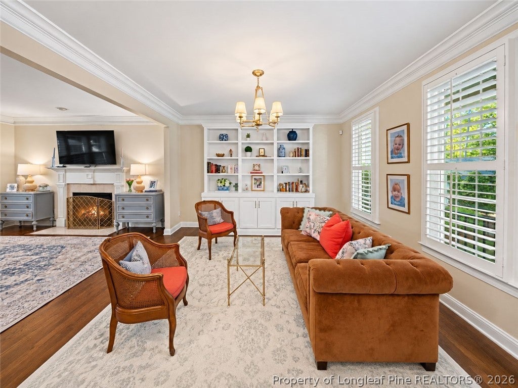 2904 Hollow Springs Court