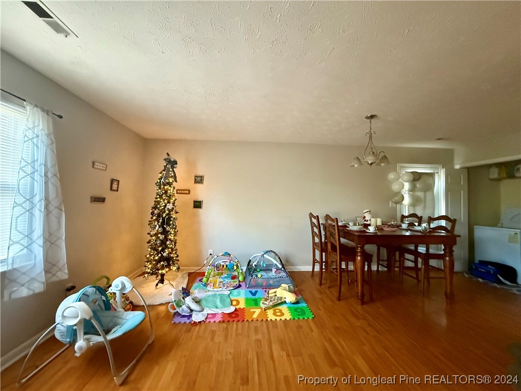 7213 Reedy Creek Drive