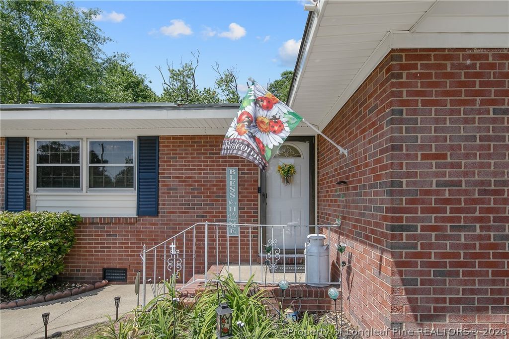Photo of 1810 Ashton Road, Fayetteville, NC 28304 (MLS # 758388)