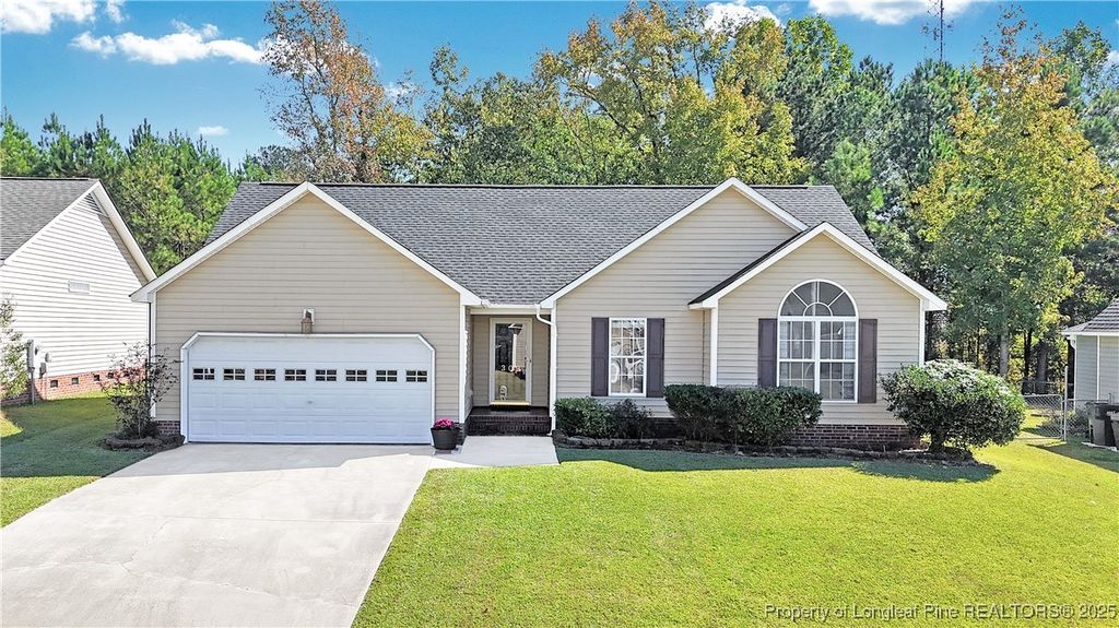 Photo of 309 Sharpsburg Road, Fayetteville, NC 28311 (MLS # 752217)