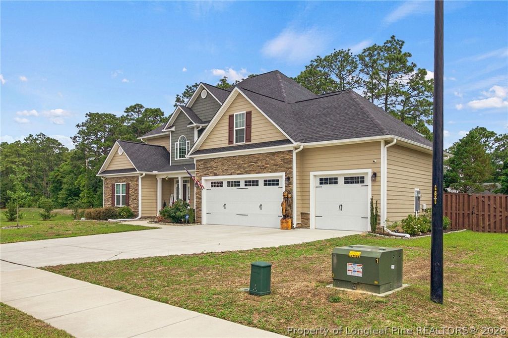 Photo of 3125 Cragburn Place, Fayetteville, NC 28306 (MLS # 763376)