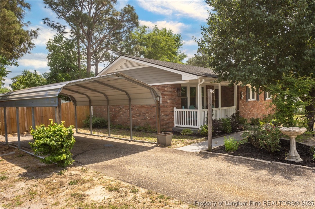 Fayetteville, North Carolina 28304, United States, 3 Bedrooms Bedrooms, ,1 BathroomBathrooms,Residential,Pending,127161