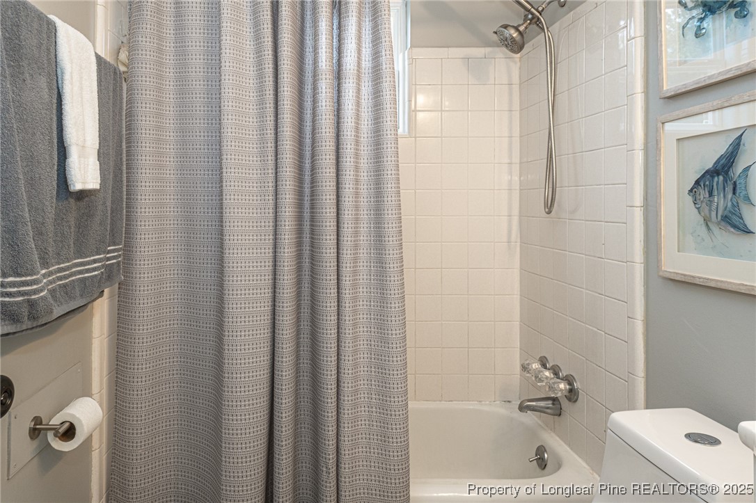 Fayetteville, North Carolina 28304, United States, 3 Bedrooms Bedrooms, ,1 BathroomBathrooms,Residential,Pending,127161