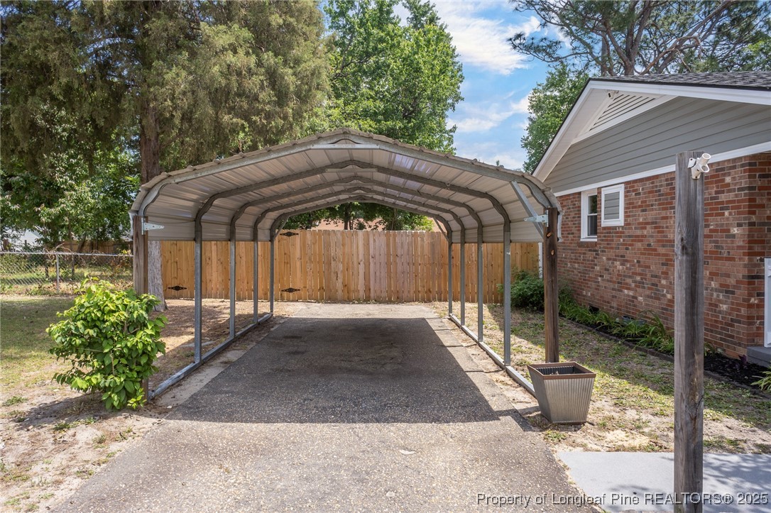 Fayetteville, North Carolina 28304, United States, 3 Bedrooms Bedrooms, ,1 BathroomBathrooms,Residential,Pending,127161