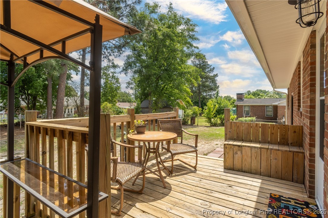 Fayetteville, North Carolina 28304, United States, 3 Bedrooms Bedrooms, ,1 BathroomBathrooms,Residential,Pending,127161