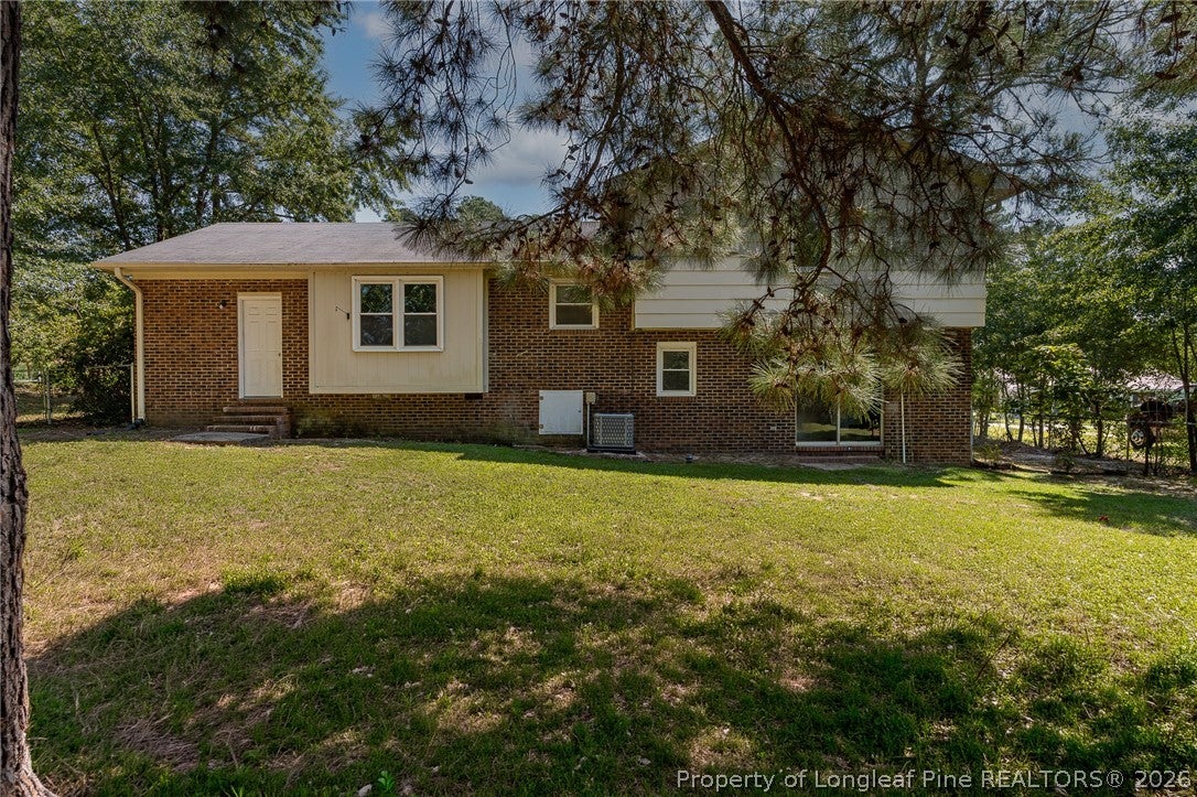 1120 Leslie Drive