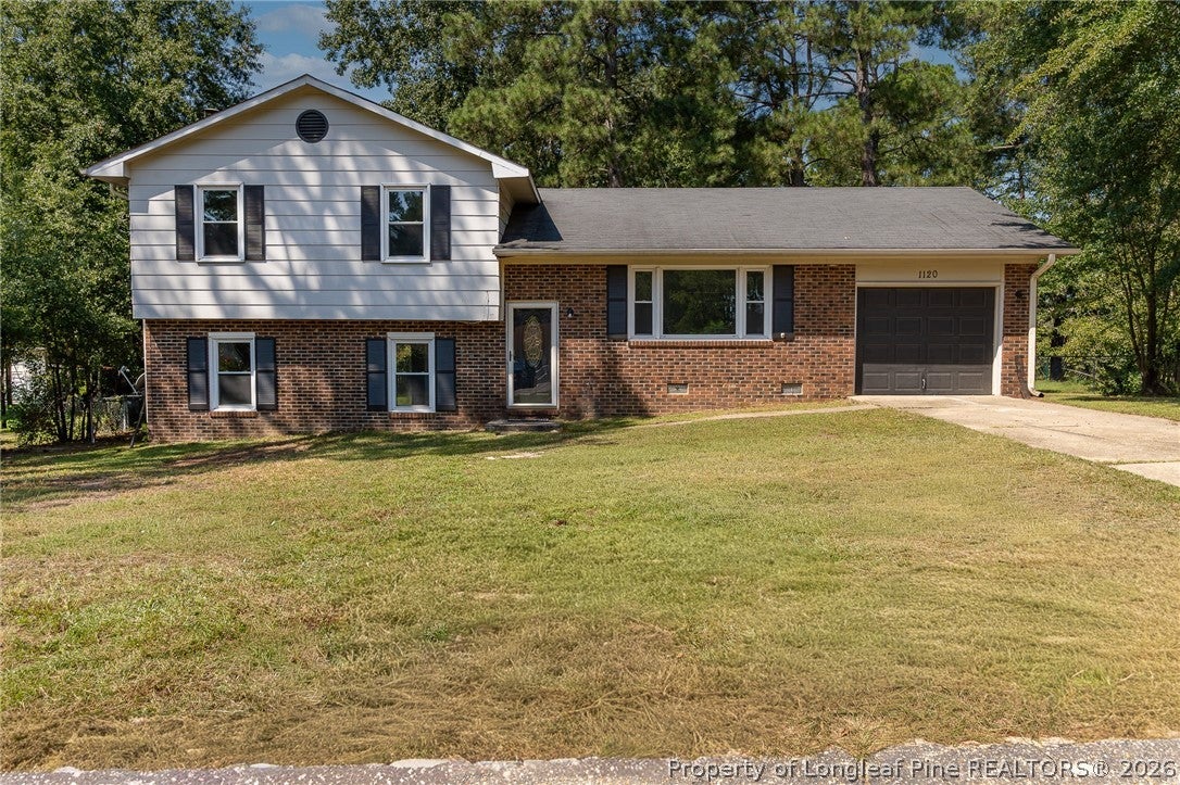 1120 Leslie Drive