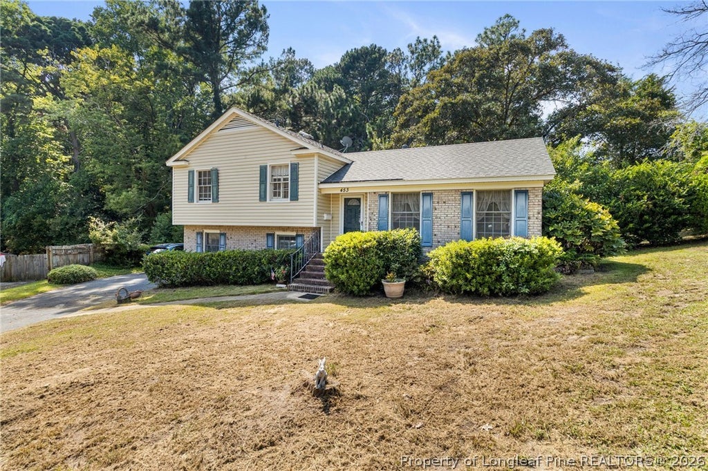Photo of 453 Bay Shore Drive, Fayetteville, NC 28311 (MLS # 768933)