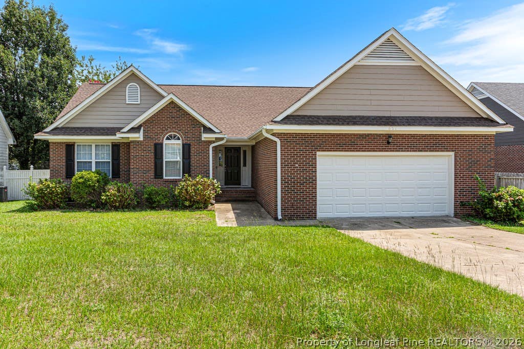 Photo of 621 Connaly Drive, Hope Mills, NC 28348 (MLS # 768029)
