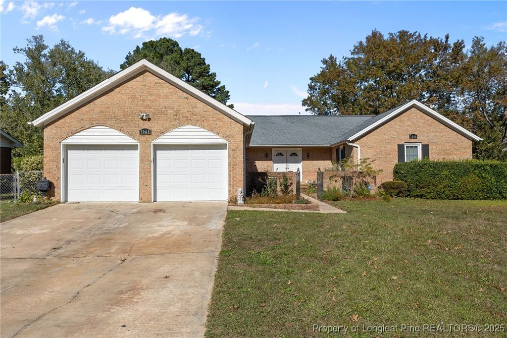 Photo of 7048 Evanston Street, Fayetteville, NC 28314 (MLS # 750362)