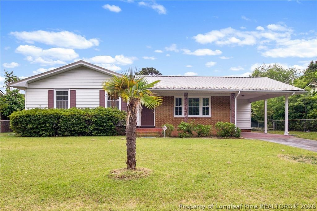 Photo of 4645 Ramblewood Drive, Fayetteville, NC 28304 (MLS # 761863)
