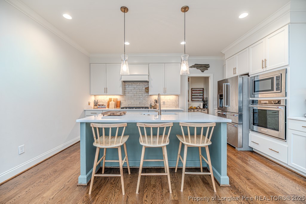 401 Bridgewater Drive