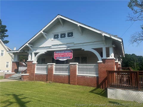 Photo of 512 Sunset Avenue, Clinton, NC 28303 (MLS # 767930)