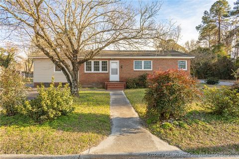 Photo of 511 Layfayette Street, Lumberton, NC 28358 (MLS # 756311)
