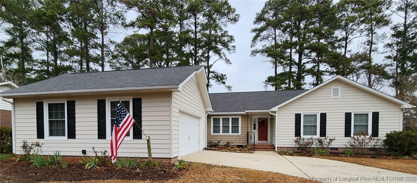 3824 Clearwater Drive