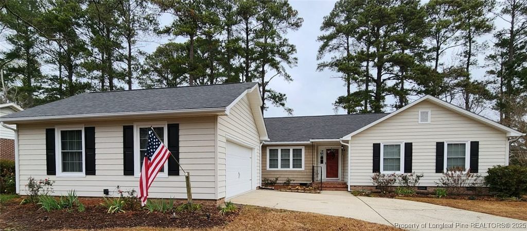 Photo of 3824 Clearwater Drive, Fayetteville, NC 28311 (MLS # 754369)