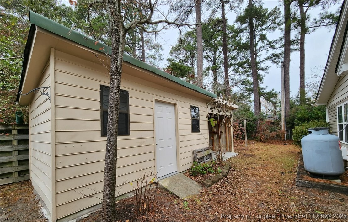 3824 Clearwater Drive