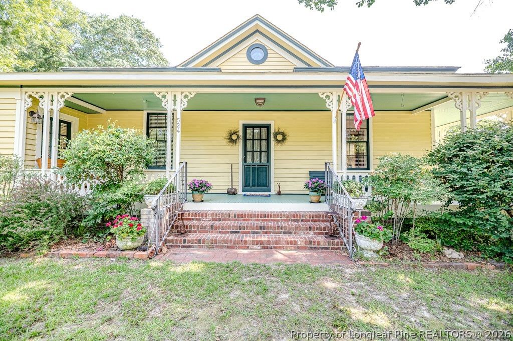 Photo of 524 Carthage Street, Cameron, NC 28326 (MLS # 765336)