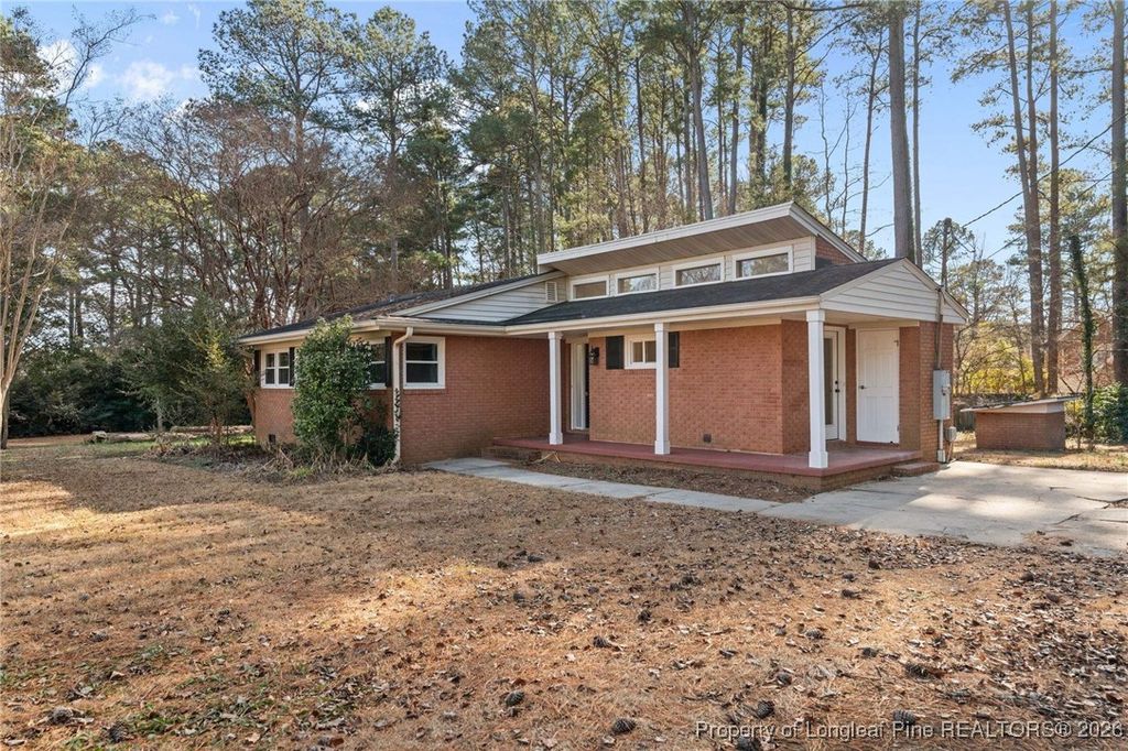 Photo of 2917 Condor Street, Sanford, NC 27330 (MLS # 755411)