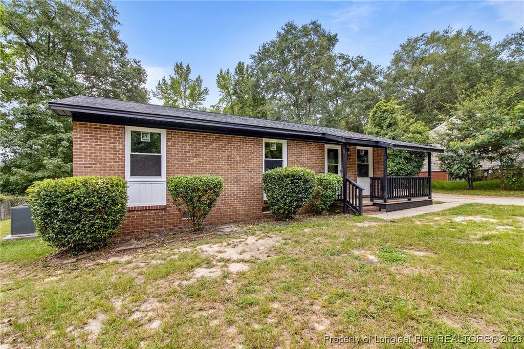 Photo of 314 Brookwood Avenue, Fayetteville, NC 28301 (MLS # 756625)