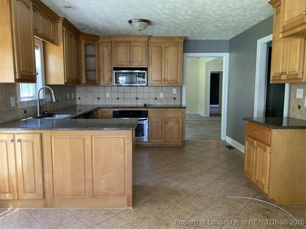 Photo of 2271 Solomons Pass, Hope Mills, NC 28348 (MLS # 746960)
