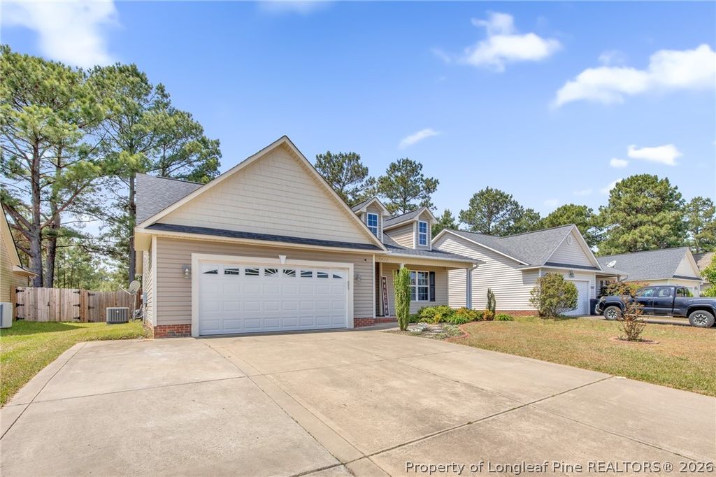 Photo of 5622 Prestonfield Lane, Hope Mills, NC 28348 (MLS # 760672)
