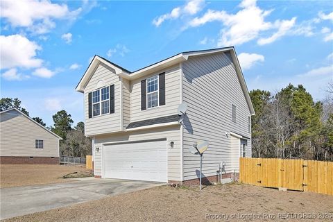 A home in Raeford