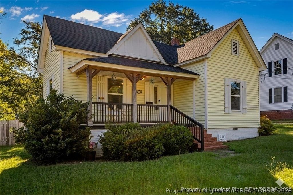 Photo of 407 N 14th Street, Erwin, NC 28339 (MLS # 758721)