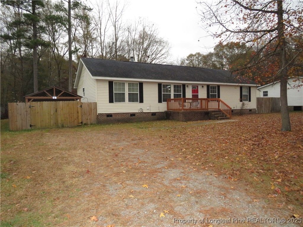 Photo of 85 Country Walk Lane, Sanford, NC 27332 (MLS # 753758)