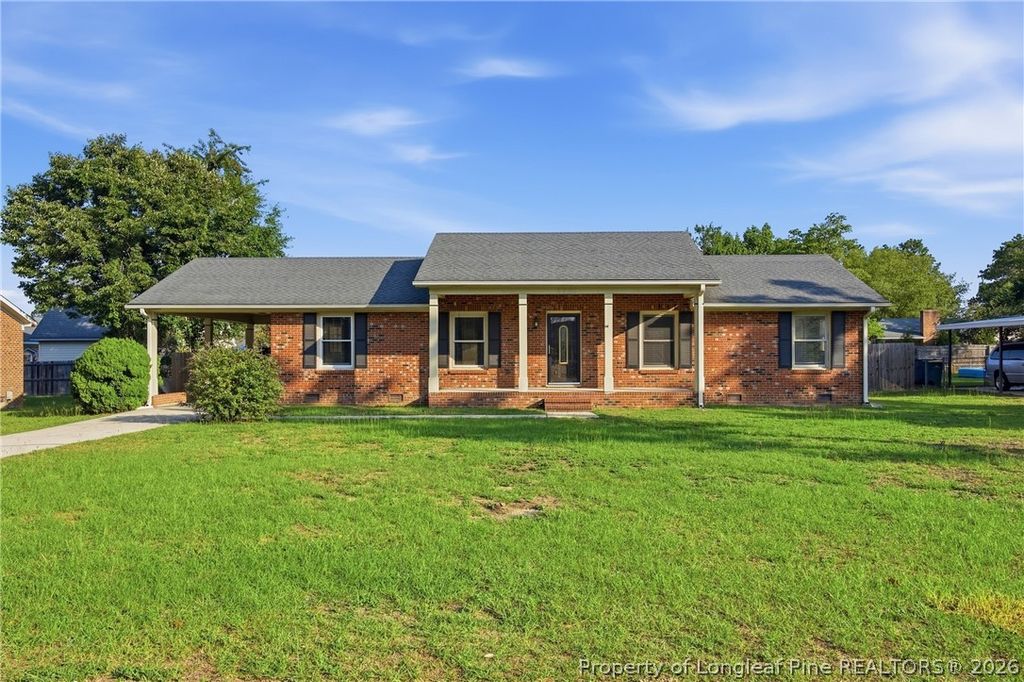 Photo of 3720 Souchak Drive, Hope Mills, NC 28348 (MLS # 765774)