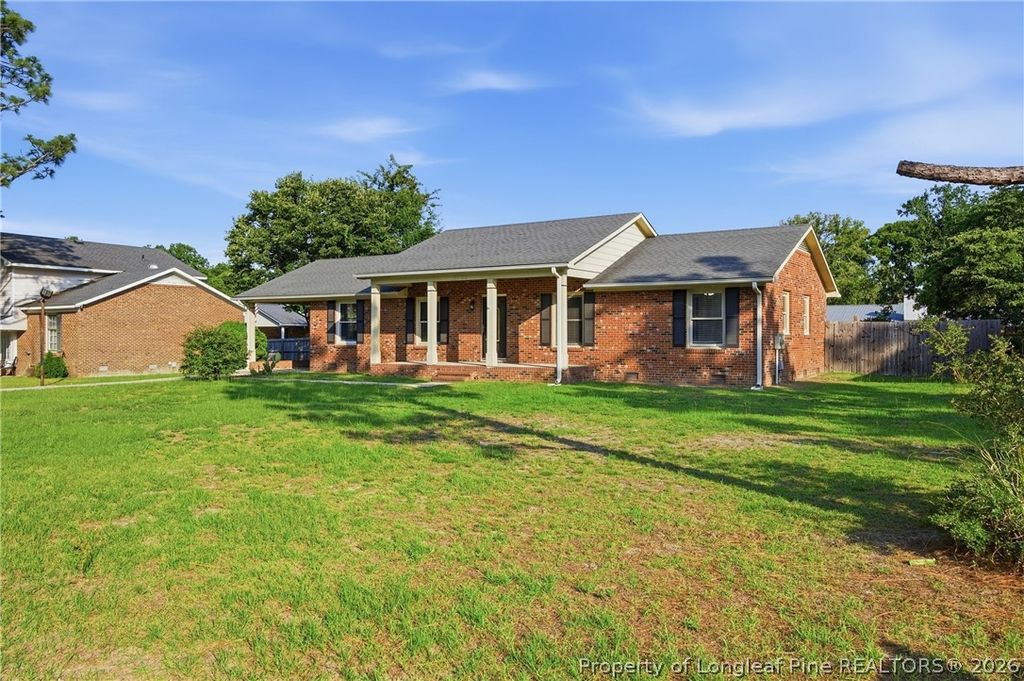 Photo of 3720 Souchak Drive, Hope Mills, NC 28348 (MLS # 765774)