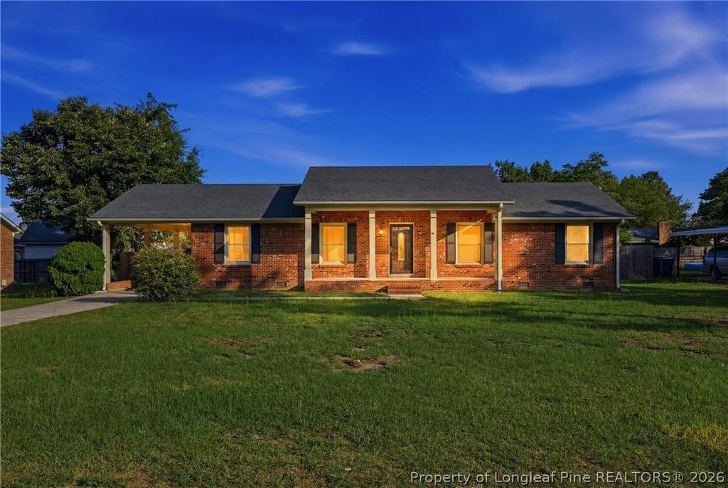 Photo of 3720 Souchak Drive, Hope Mills, NC 28348 (MLS # 765774)
