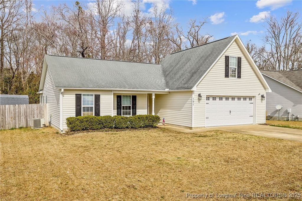 Photo of 191 Quarry Lane, Raeford, NC 28376 (MLS # 750289)