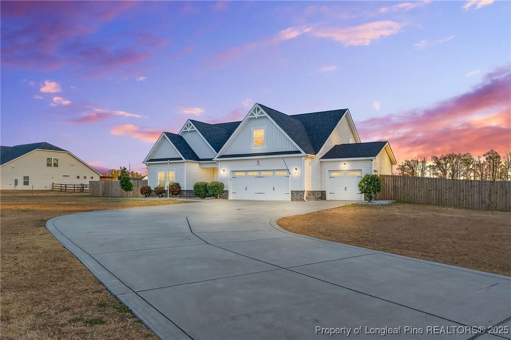 Photo of 5120 JT Matthews Road, Wade, NC 28344 (MLS # 754949)