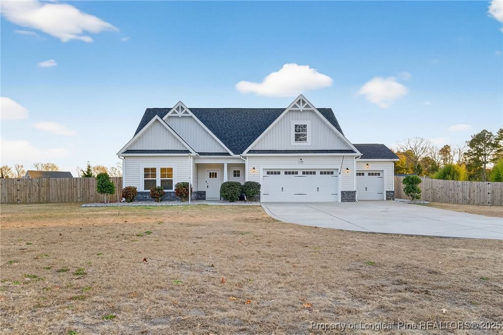 Photo of 5120 JT Matthews Road, Wade, NC 28344 (MLS # 754949)