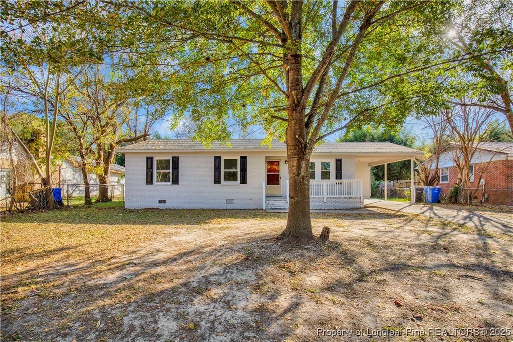 Photo of 6561 Stillwater Drive, Fayetteville, NC 28304 (MLS # 753291)