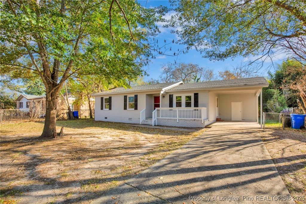 Photo of 6561 Stillwater Drive, Fayetteville, NC 28304 (MLS # 753291)