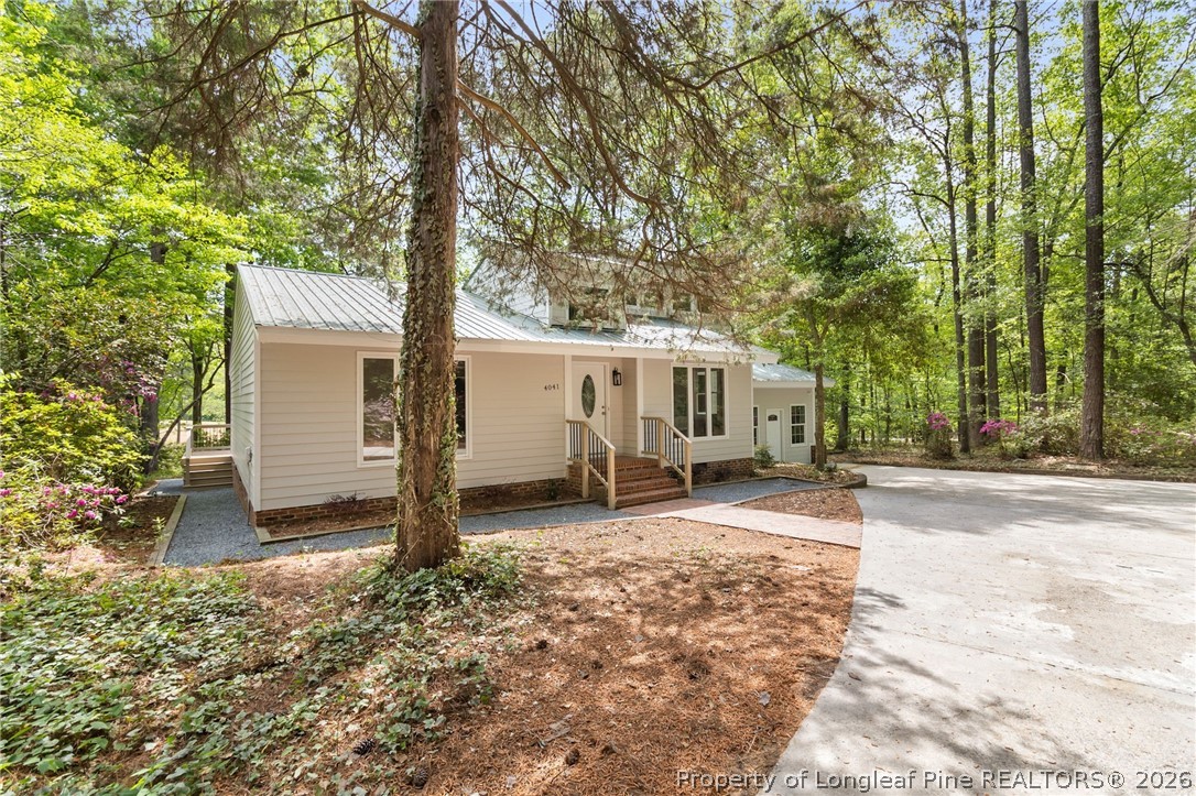 4041 Timber Wolf Circle