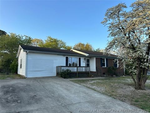 Photo of 864 Durwood Drive, Fayetteville, NC 28311 (MLS # 761090)