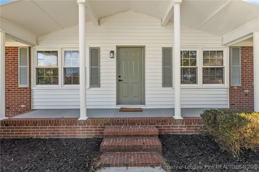 Photo of 2175 Quailridge Drive, Fayetteville, NC 28304 (MLS # 752651)