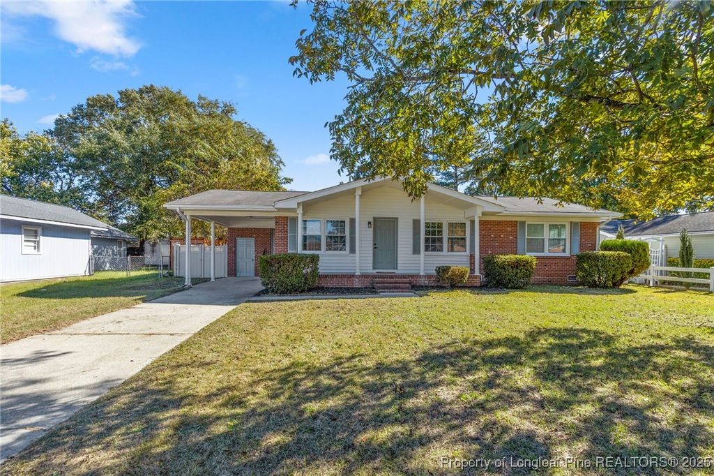 Photo of 2175 Quailridge Drive, Fayetteville, NC 28304 (MLS # 752651)